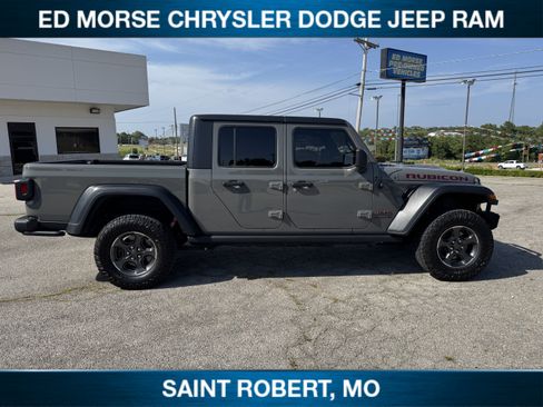 Used 2020 Jeep Gladiator Rubicon w/ Cold Weather Group AWD/4WD image 6