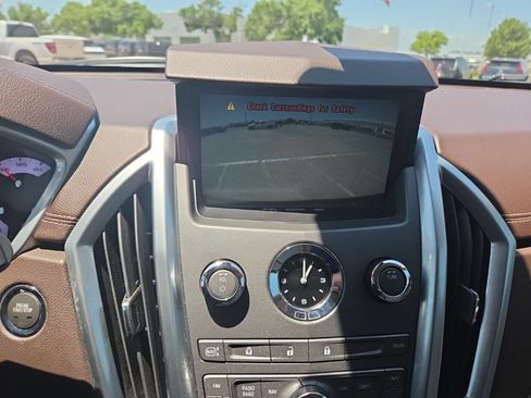 Used 2010 Cadillac SRX Luxury FWD image 13