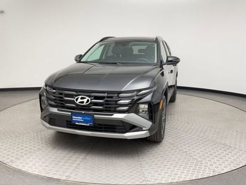 Certified 2025 Hyundai Tucson SEL AWD/4WD image 7