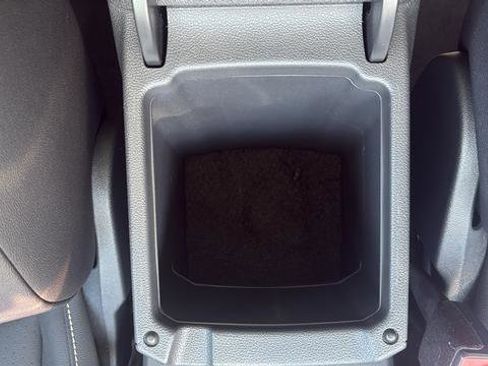Used 2021 Volkswagen Tiguan SEL AWD/4WD image 22