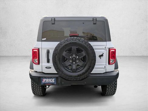 Used 2024 Ford Bronco Black Diamond image 7