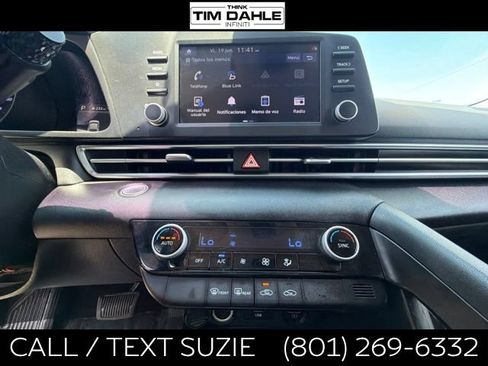 Used 2022 Hyundai Elantra SEL w/ Preferred Accessory Package FWD image 14