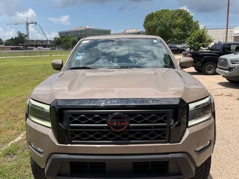 Used 2024 Nissan Frontier PRO-4X w/ Technology Package AWD/4WD image 1