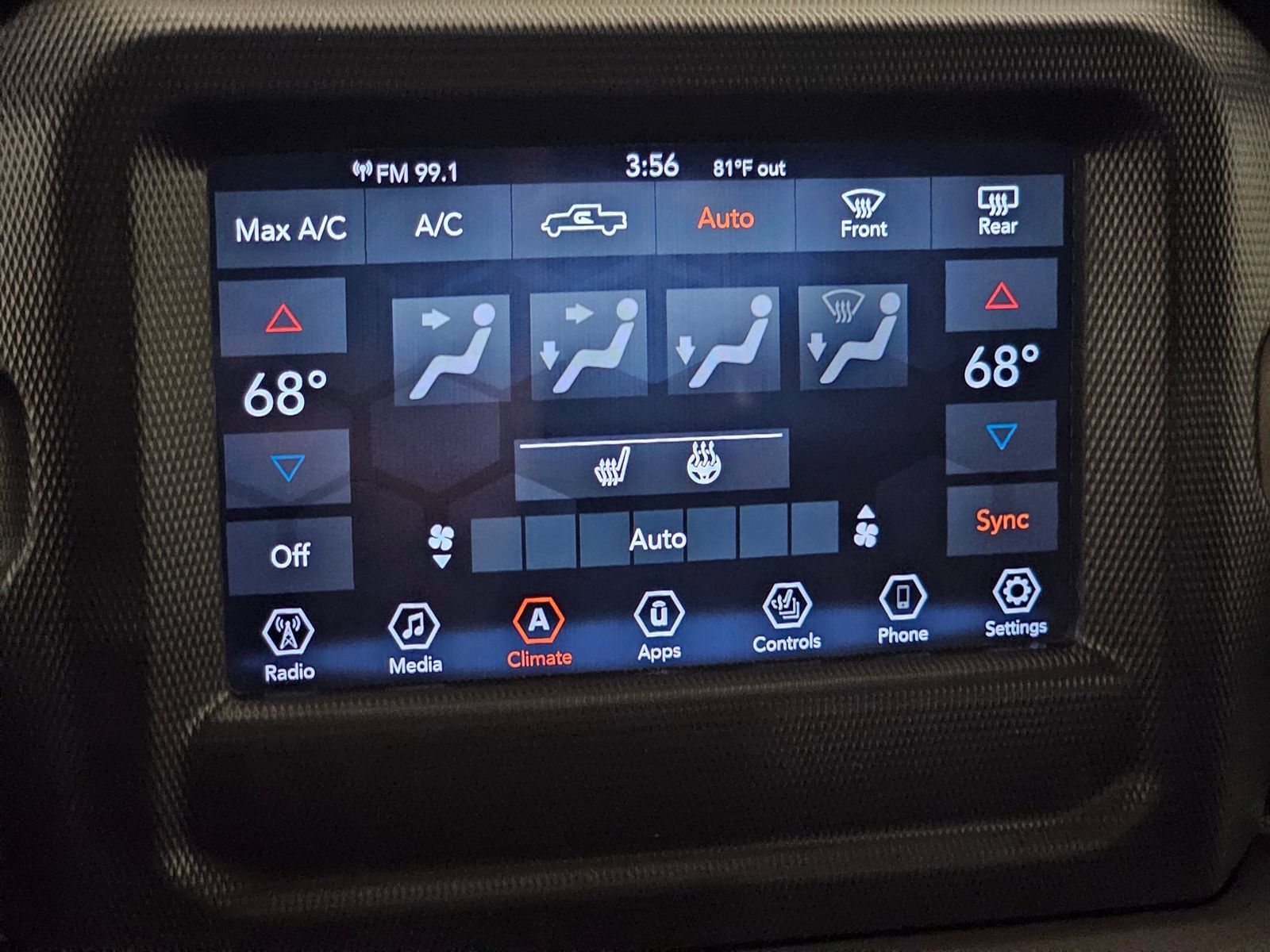 Used 2021 Jeep Gladiator Overland AWD/4WD image 15
