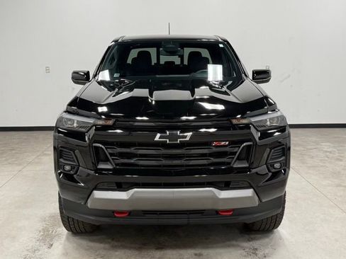 Used 2026 Chevrolet Colorado Z71 AWD/4WD image 4
