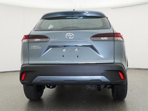 New 2026 Toyota Corolla Cross L FWD image 9