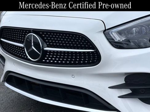 Used 2022 Mercedes-Benz E 450 4MATIC Cabriolet image 4