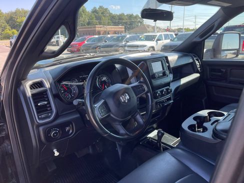 Used 2024 RAM 3500 Tradesman AWD/4WD image 11