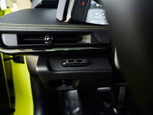 Used 2023 Chevrolet Corvette Stingray Premium Conv image 23