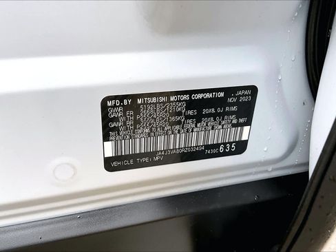 Used 2024 Mitsubishi Outlander SE Black Edition FWD image 34