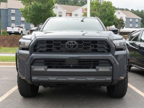 Used 2025 Toyota 4Runner TRD Off-Road Premium AWD/4WD image 2