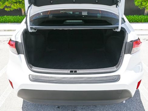 Used 2024 Toyota Corolla LE FWD image 10