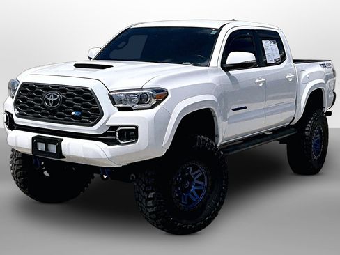 Used 2022 Toyota Tacoma TRD Sport AWD/4WD image 13
