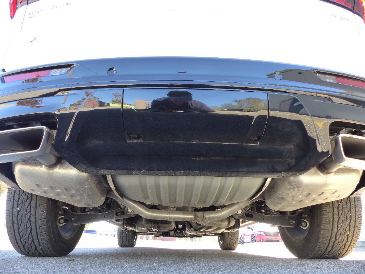 Used 2025 Buick Enclave Sport Touring AWD/4WD image 8