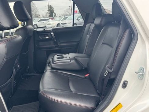 Used 2014 Toyota 4Runner Trail image 17