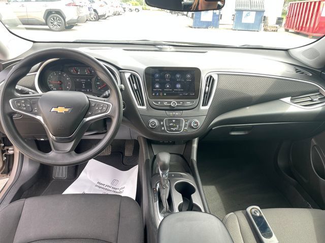 Used 2024 Chevrolet Malibu LS FWD image 22