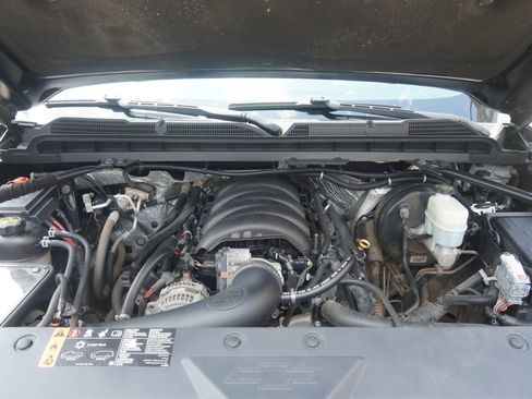 Used 2017 Chevrolet Silverado 1500 LTZ w/ Sport Package AWD/4WD image 35