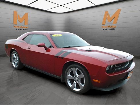 Used 2009 Dodge Challenger R/T RWD image 5