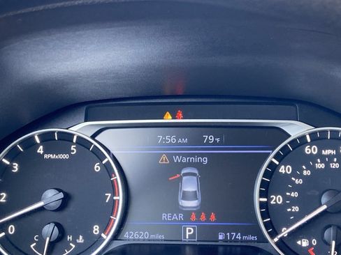 Used 2025 Nissan Altima 2.5 SV FWD image 22