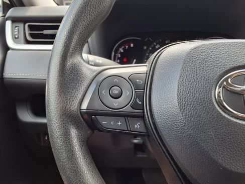 Used 2024 Toyota RAV4 XLE FWD image 23