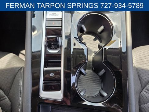 Used 2025 Volkswagen Atlas SE AWD/4WD image 28