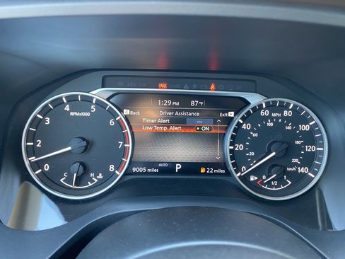 Used 2023 Nissan Rogue S image 30