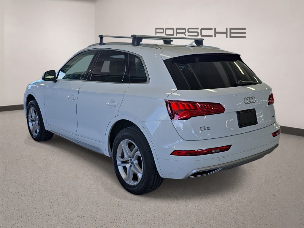 Used 2019 Audi Q5 2.0T Premium w/ Convenience Package AWD/4WD image 3