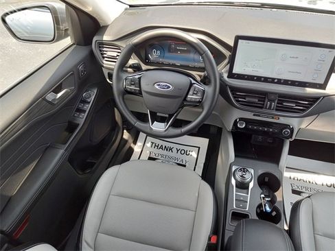 Used 2023 Ford Escape Platinum image 42