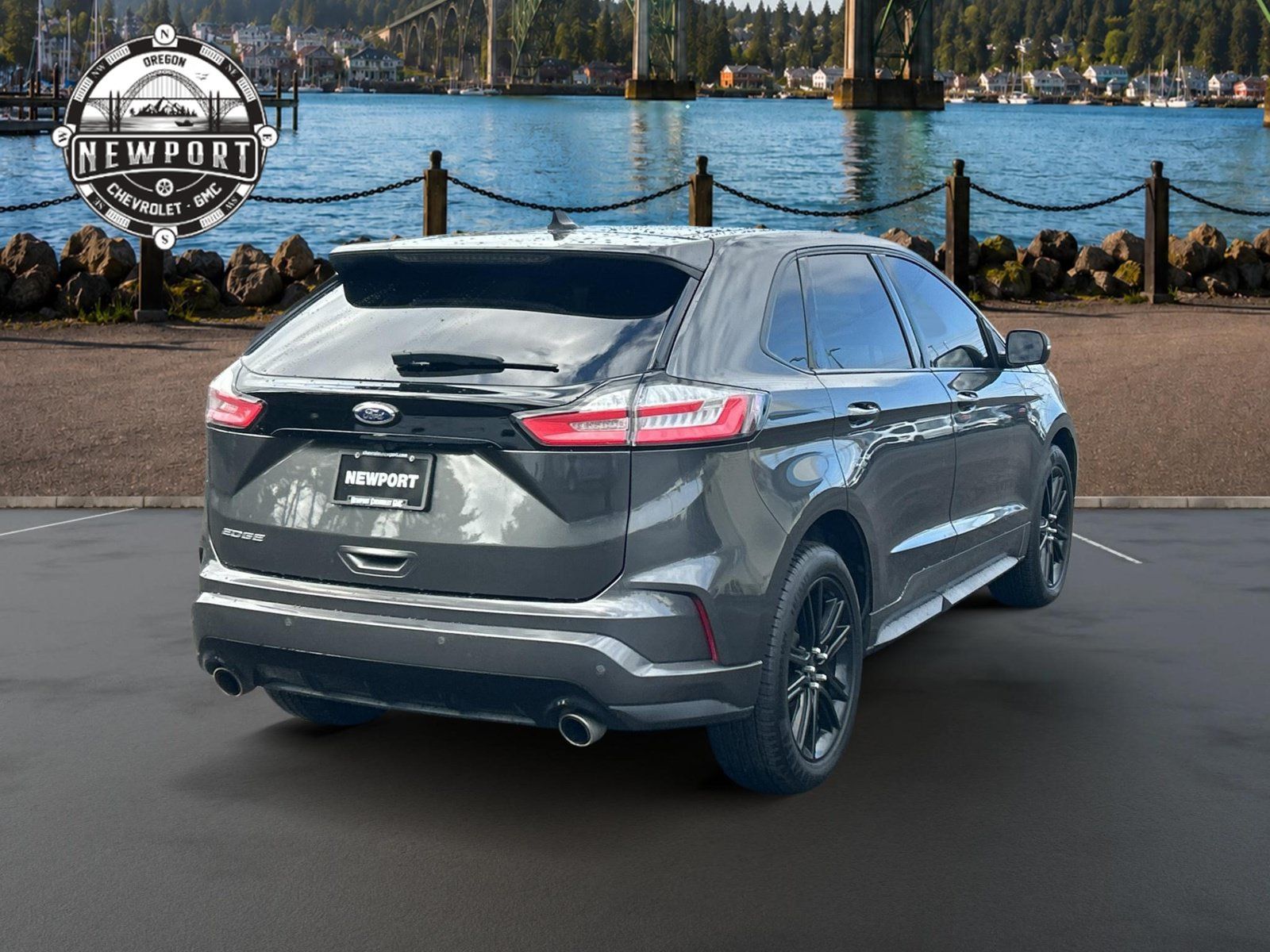 Used 2020 Ford Edge ST-Line w/ Cold Weather Package AWD/4WD image 5