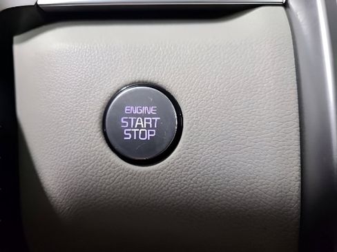 Used 2023 Kia Sorento S w/ Panoramic Sunroof Package AWD/4WD image 36