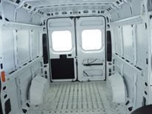 Used 2023 RAM ProMaster 2500 FWD image 17