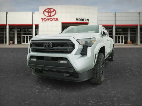 New 2026 Toyota Tacoma SR5 AWD/4WD image 4