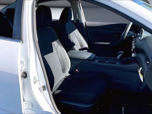 Certified 2025 Nissan Sentra S image 26