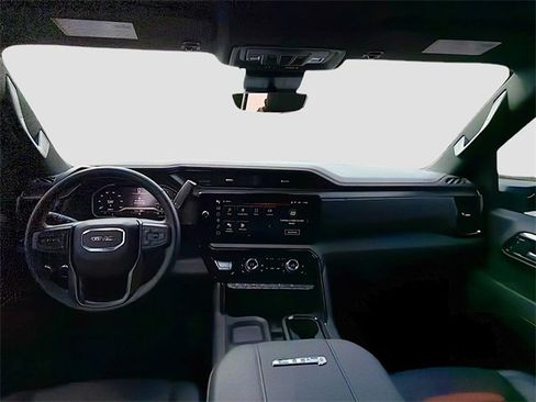 Used 2025 GMC Sierra 2500 AT4 w/ AT4 Premium Plus Package image 15