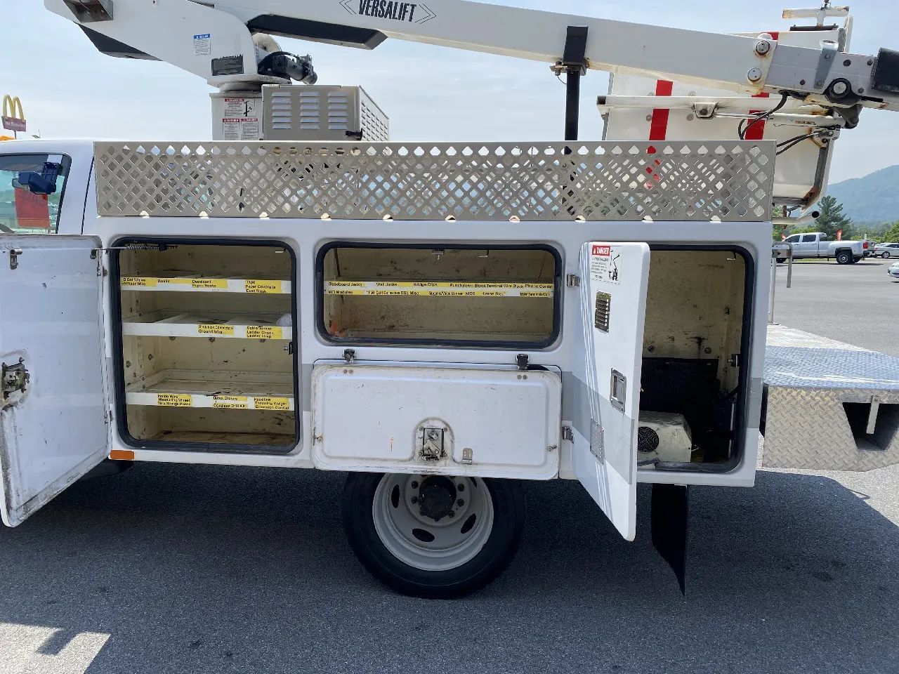 Used 2012 Ford F450 XL w/ Heavy Service Suspension Pkg RWD image 21