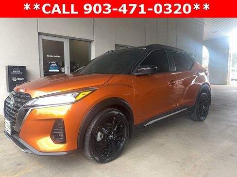 Used 2023 Nissan Kicks SR w/ Interior Electronics Package image 1