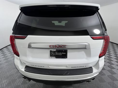 Used 2023 GMC Yukon XL Denali w/ Max Trailering Package AWD/4WD image 11