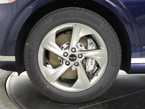 New 2026 Genesis GV70 2.5T Select image 8