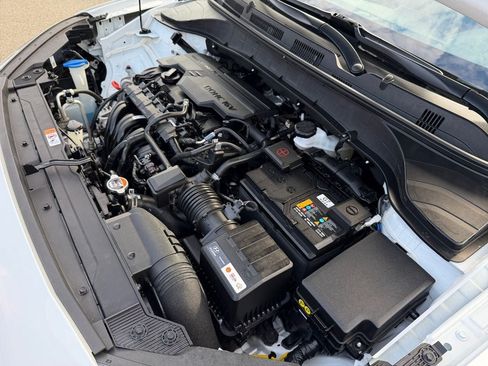 Used 2023 Hyundai Kona SEL AWD/4WD image 30