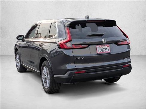 Used 2025 Honda CR-V EX image 7