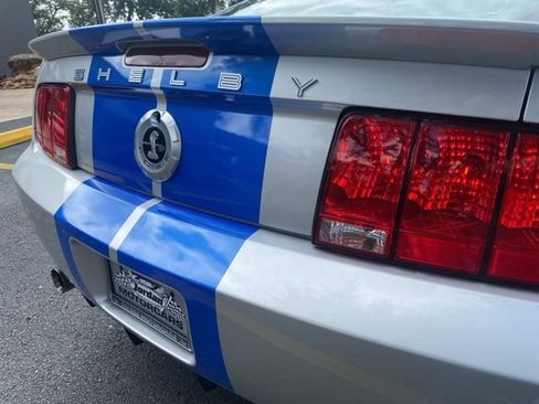 Used 2009 Ford Mustang Shelby GT500 RWD image 13
