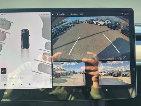 Used 2023 Tesla Model Y Long Range image 29