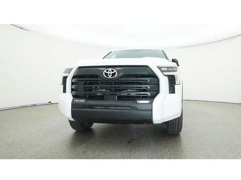 New 2026 Toyota Tundra SR5 AWD/4WD image 31