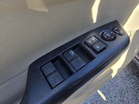 Used 2012 Honda Civic LX image 24