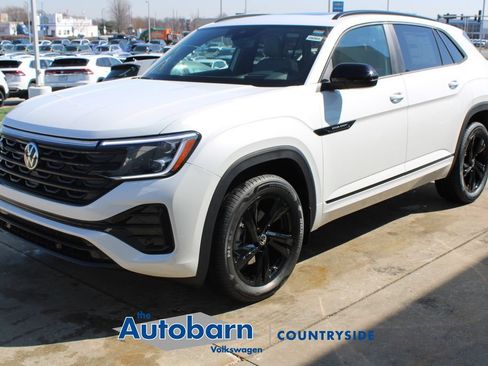 New 2026 Volkswagen Atlas Cross Sport SEL R-Line AWD/4WD image 3