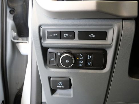 Used 2021 Ford F150 XLT w/ Equipment Group 302A High image 15