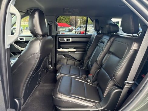 Used 2022 Ford Explorer XLT w/ Equipment Group 202A image 23
