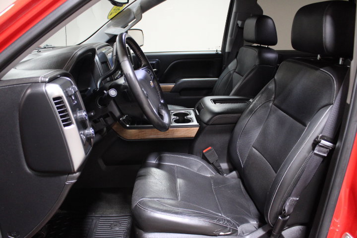 Used 2016 Chevrolet Silverado 1500 LTZ w/ Sport Package AWD/4WD image 17