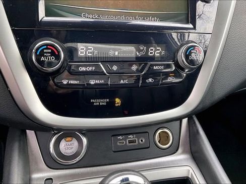 Used 2023 Nissan Murano SV image 33