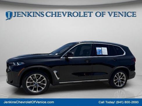 Used 2024 BMW X5 sDrive40i w/ Premium Package RWD image 10